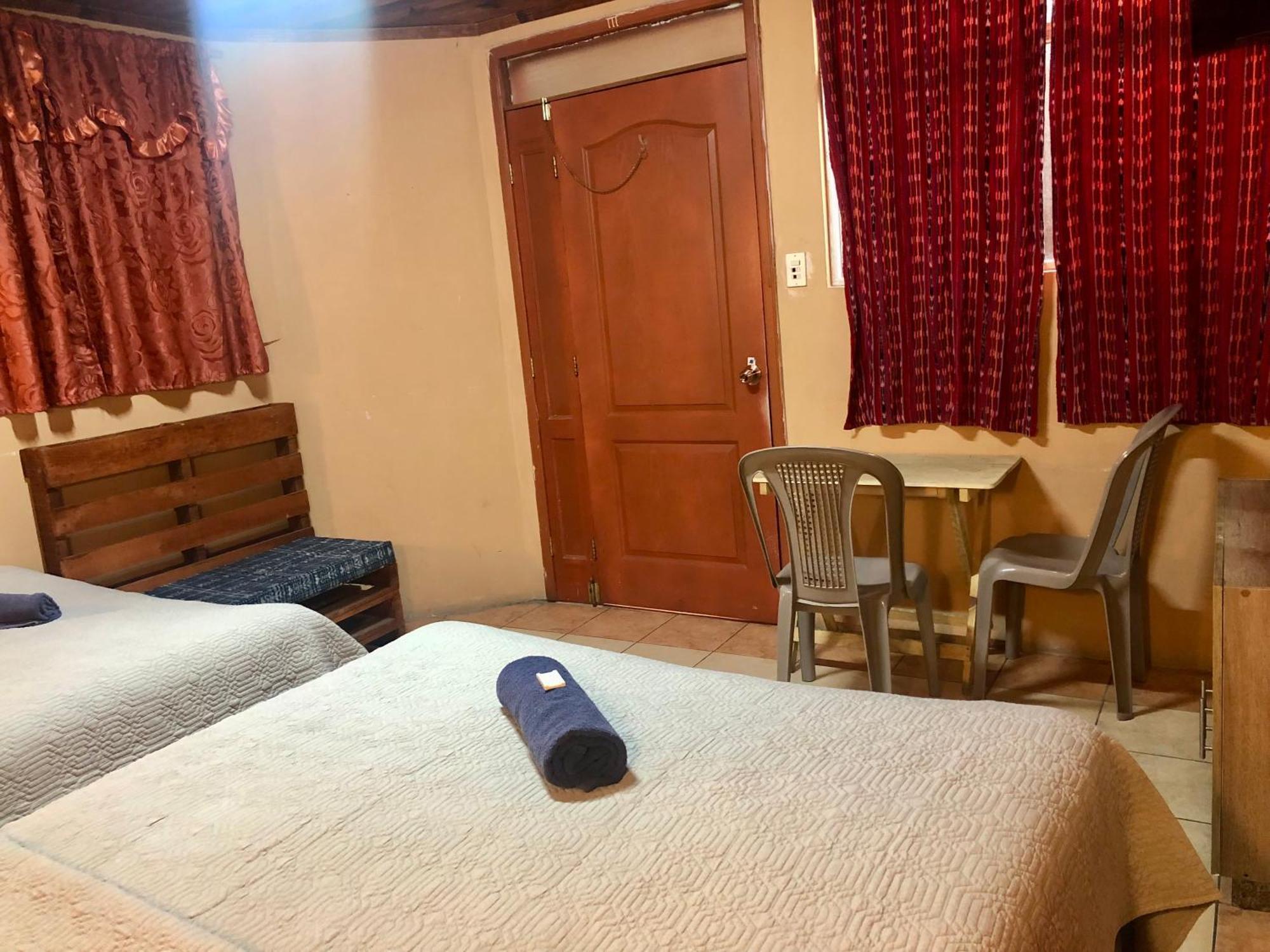 Hostal Choja Κετσαλτενάνγκο Εξωτερικό φωτογραφία